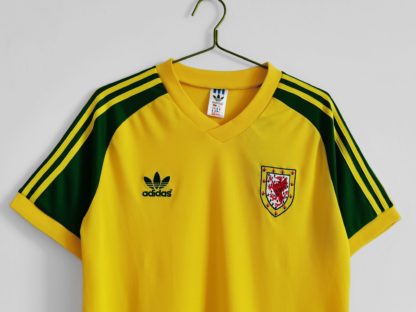 Wales 1982 shirt away
